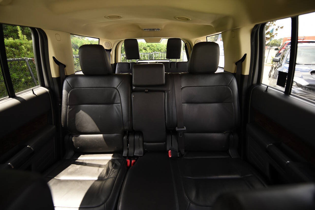 Used 2018 Ford Flex Limited FWD image 13