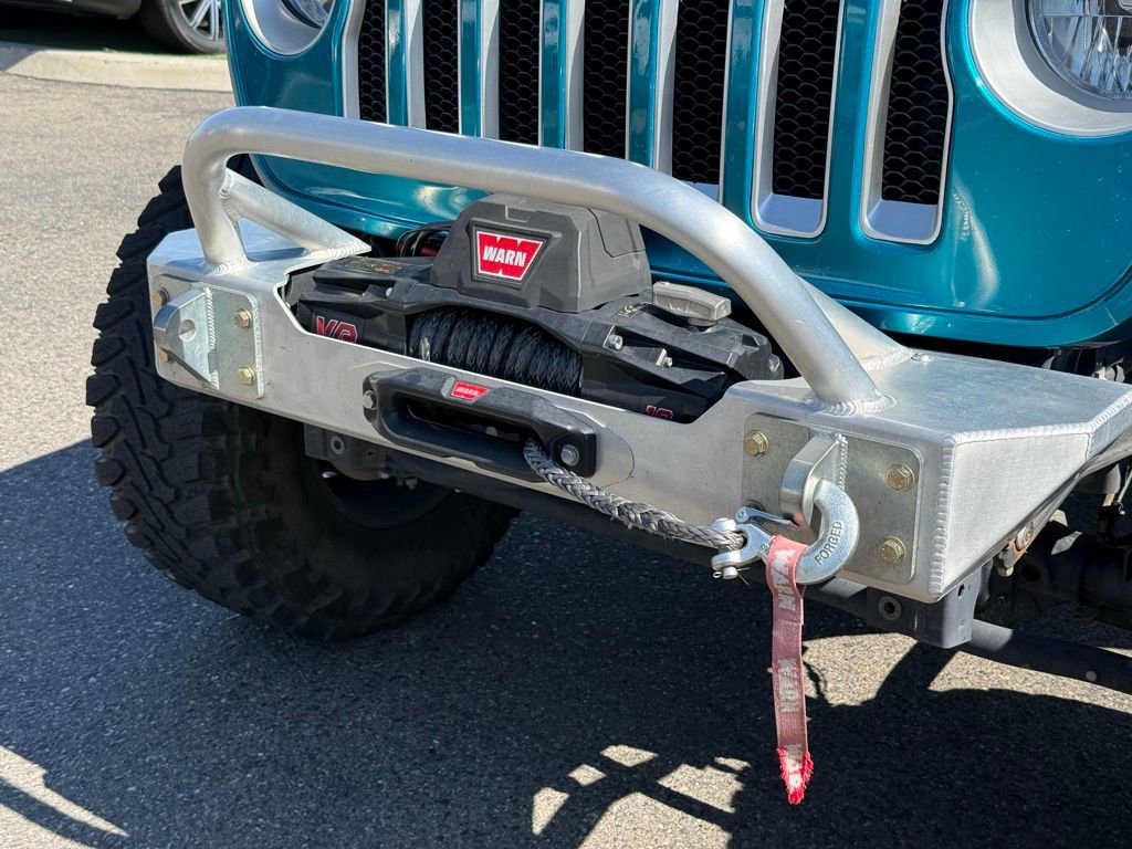 Used 2020 Jeep Wrangler Sport image 2