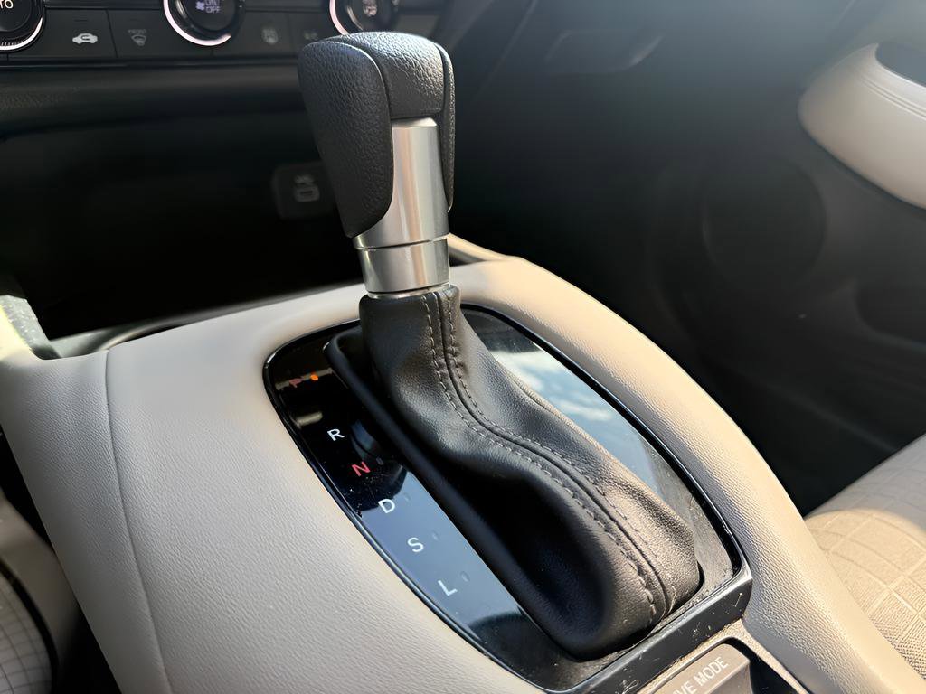 Certified 2024 Honda HR-V LX image 19