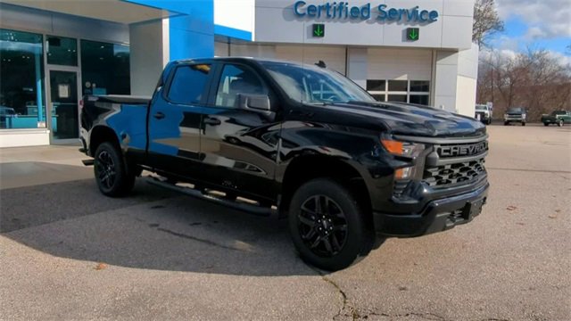 New 2026 Chevrolet Silverado 1500 Custom Trail Boss w/ Turbomax Blackout Package image 2