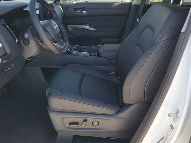 New 2026 Nissan Pathfinder SL AWD/4WD image 6