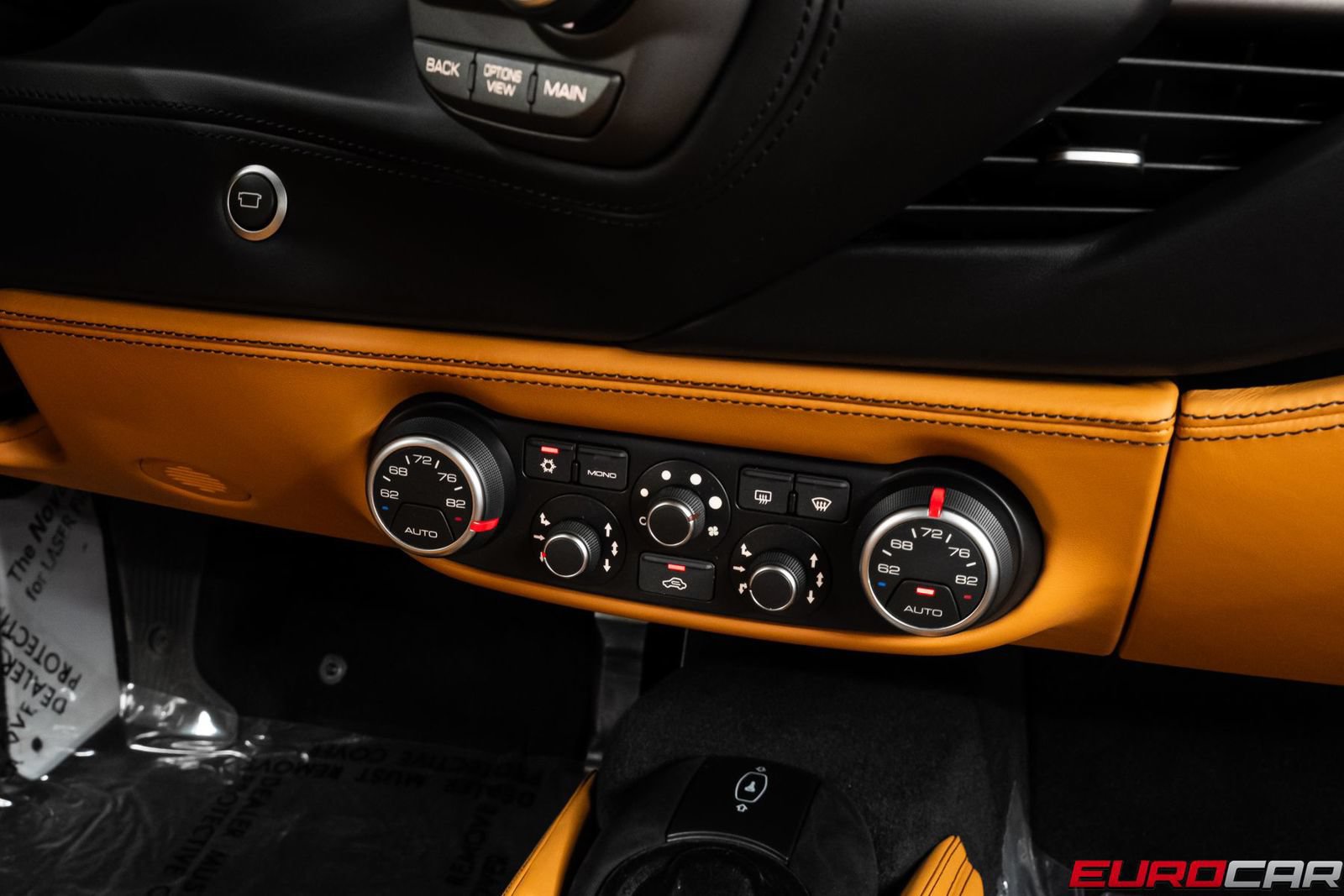 Used 2019 Ferrari 488 GTB RWD image 32