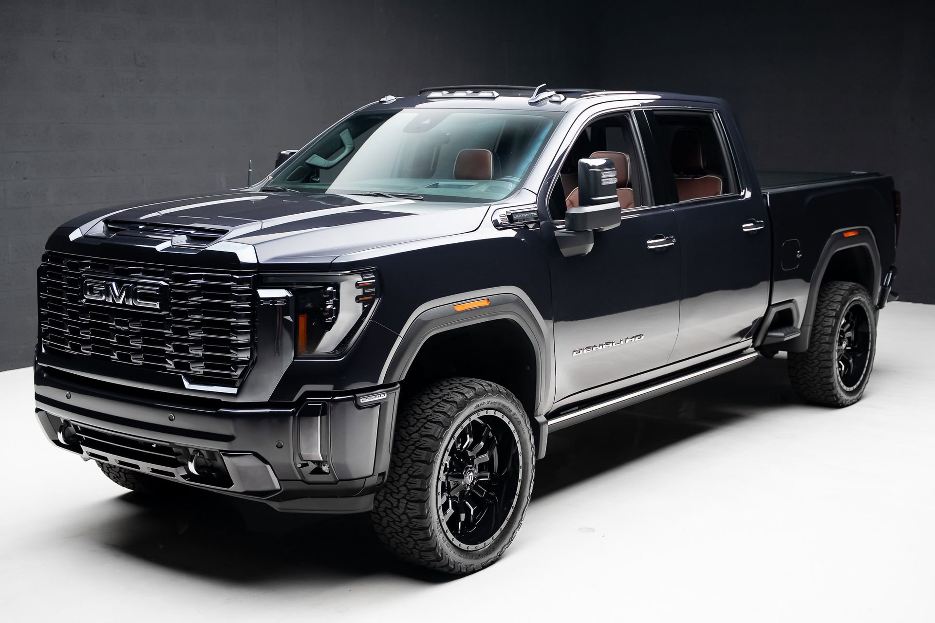 Used 2024 GMC Sierra 2500 Denali Ultimate image 5