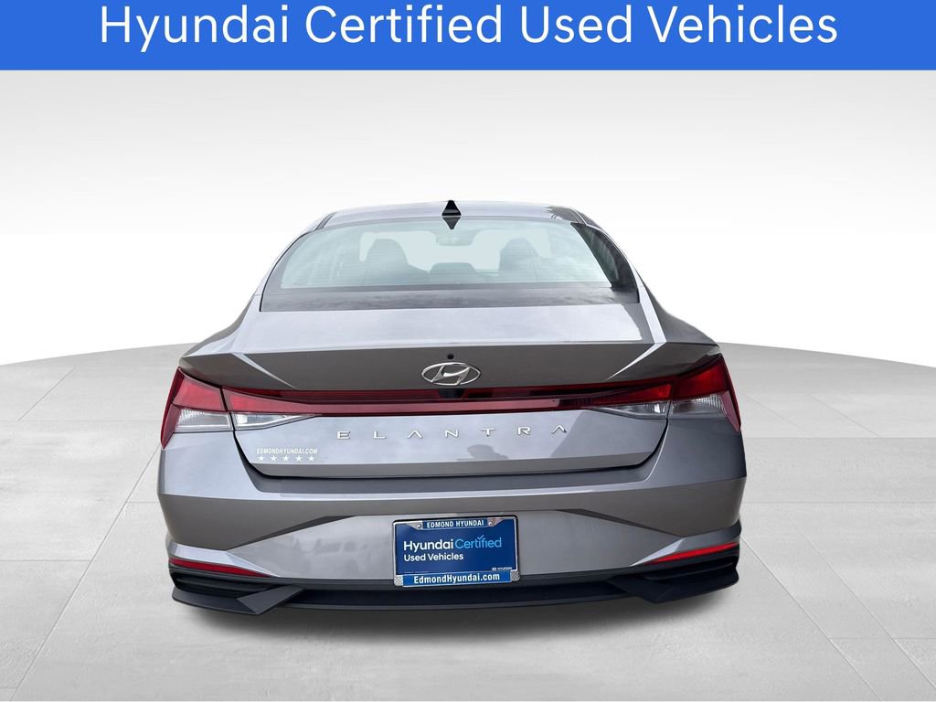 Certified 2022 Hyundai Elantra SEL FWD image 6