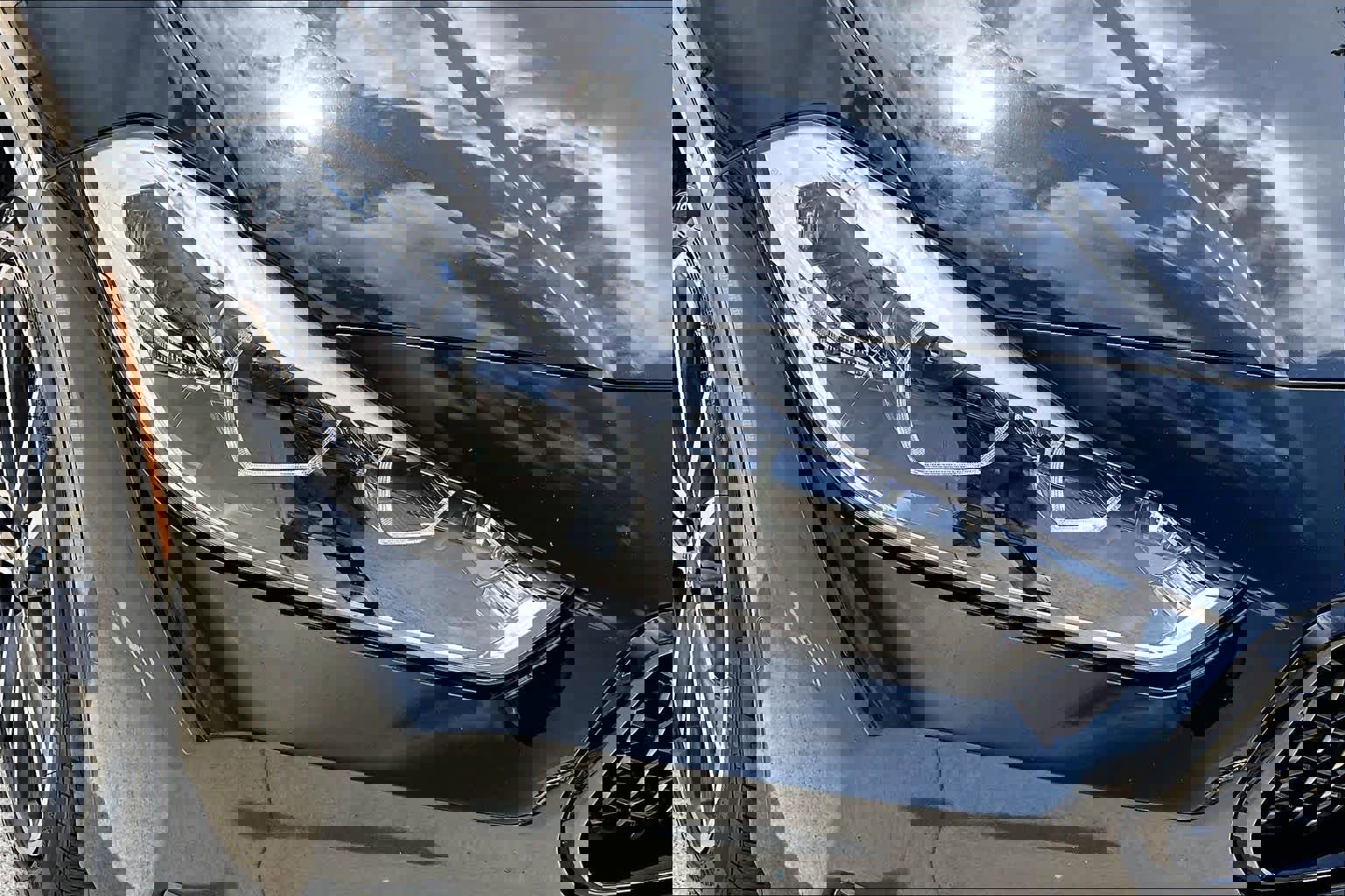 Used 2022 BMW X2 M35i w/ Shadowloine Package AWD/4WD image 28