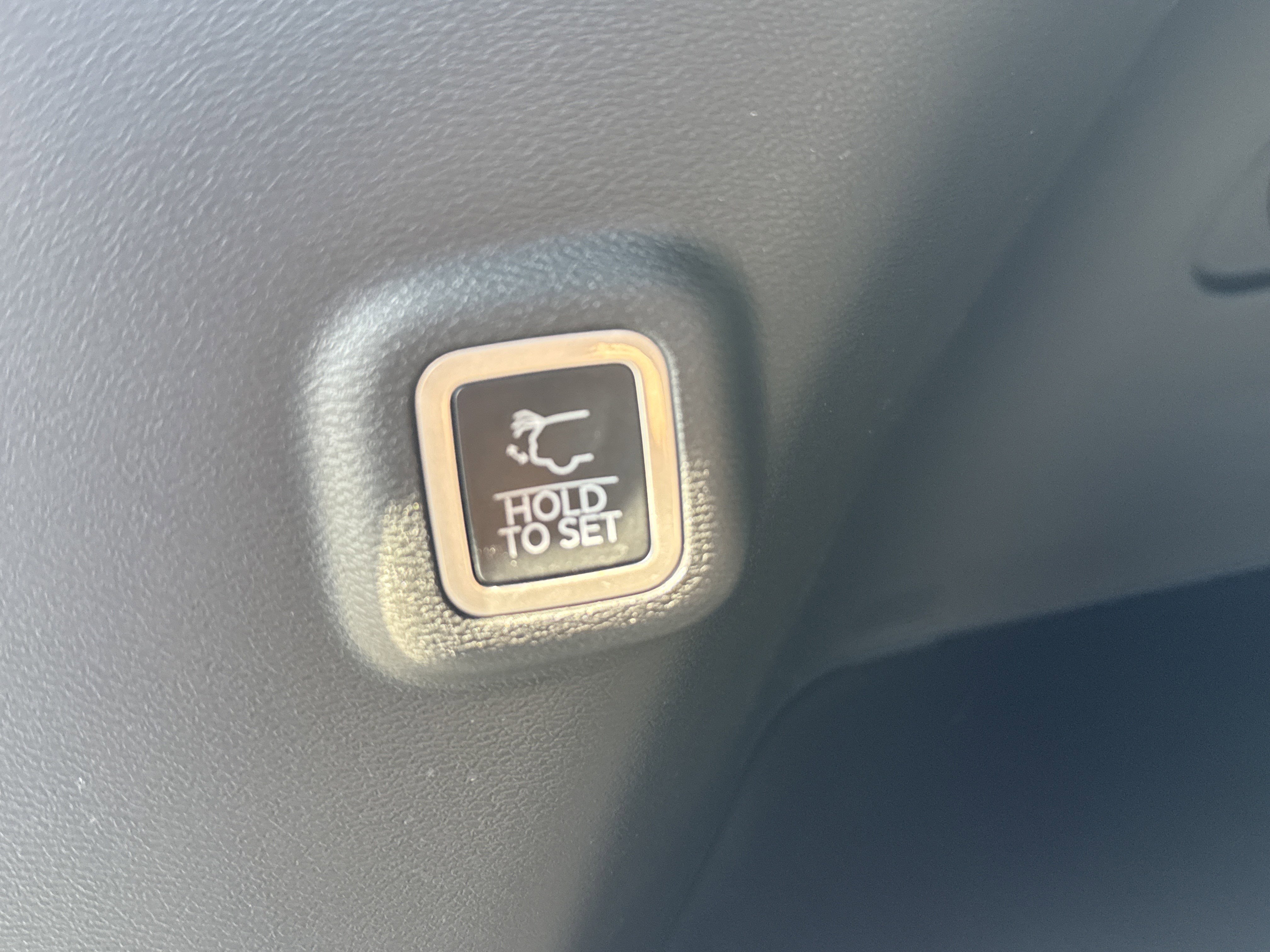 New 2026 Jeep Cherokee Limited AWD/4WD image 24