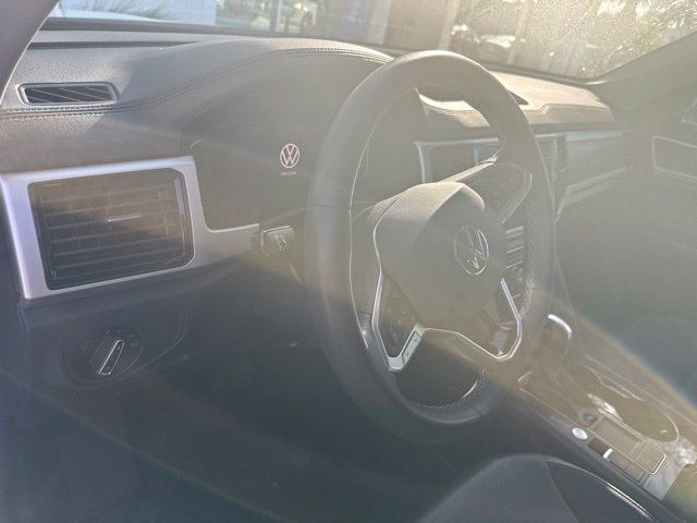 Used 2023 Volkswagen Atlas SE FWD image 16