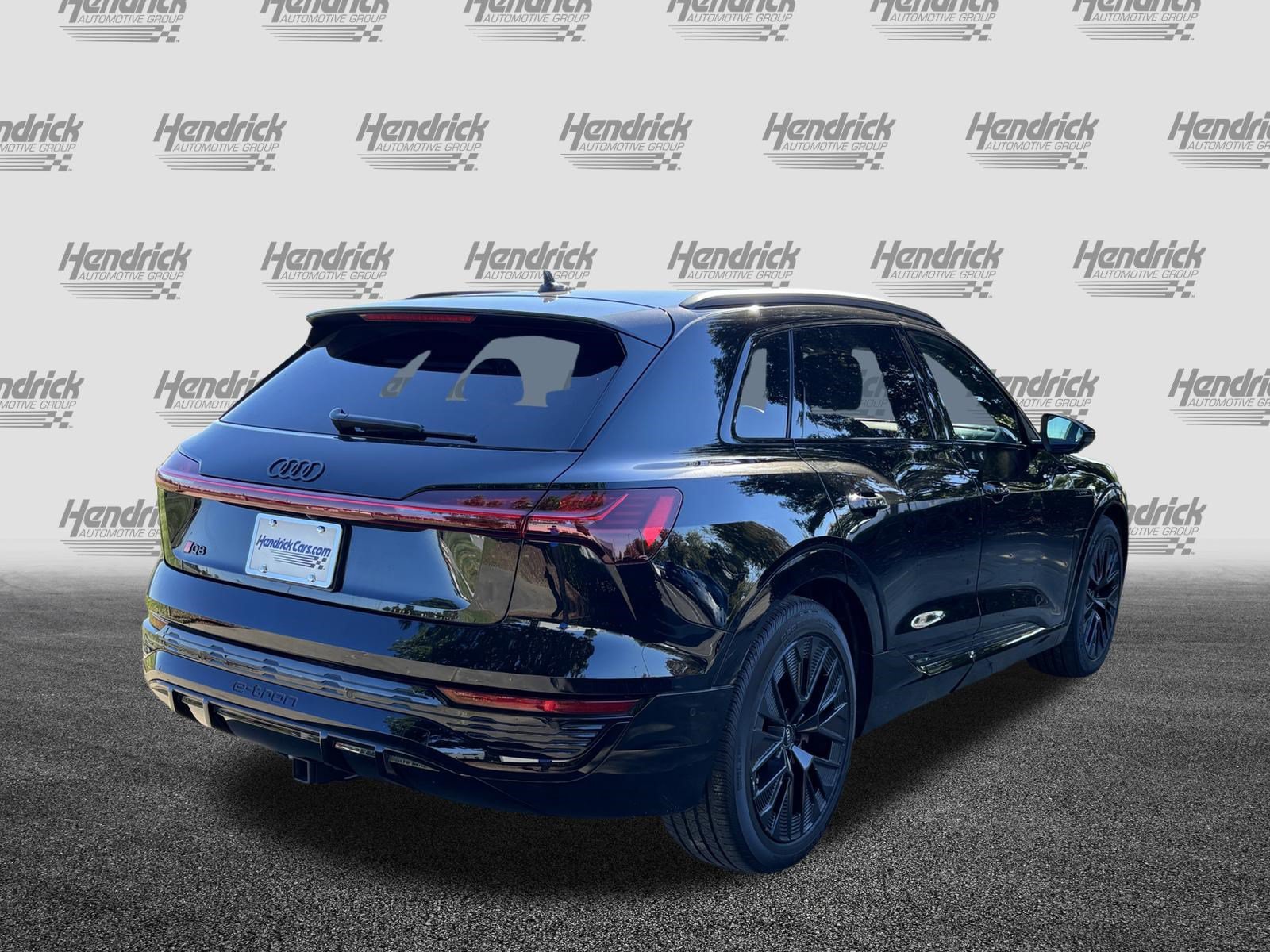 Used 2024 Audi Q8 e-tron Prestige w/ Prestige Package AWD/4WD image 11