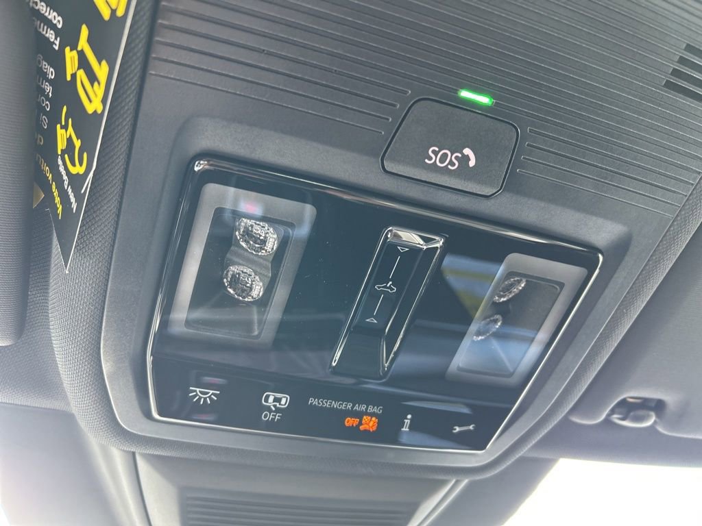 New 2026 Volkswagen GTI SE FWD image 40