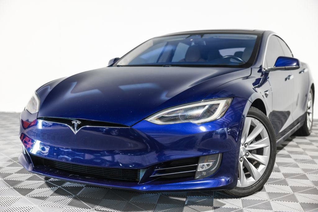 Used 2017 Tesla Model S 90D image 9