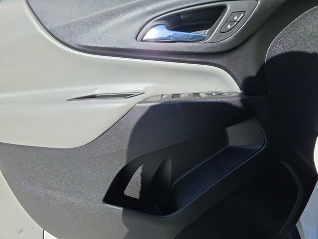 Used 2023 Chevrolet Equinox LS w/ LS Convenience Package FWD image 21