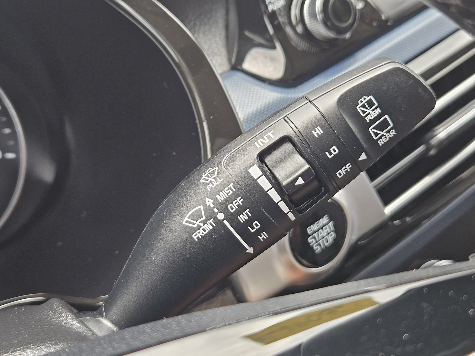 Used 2022 Kia Seltos S FWD image 28