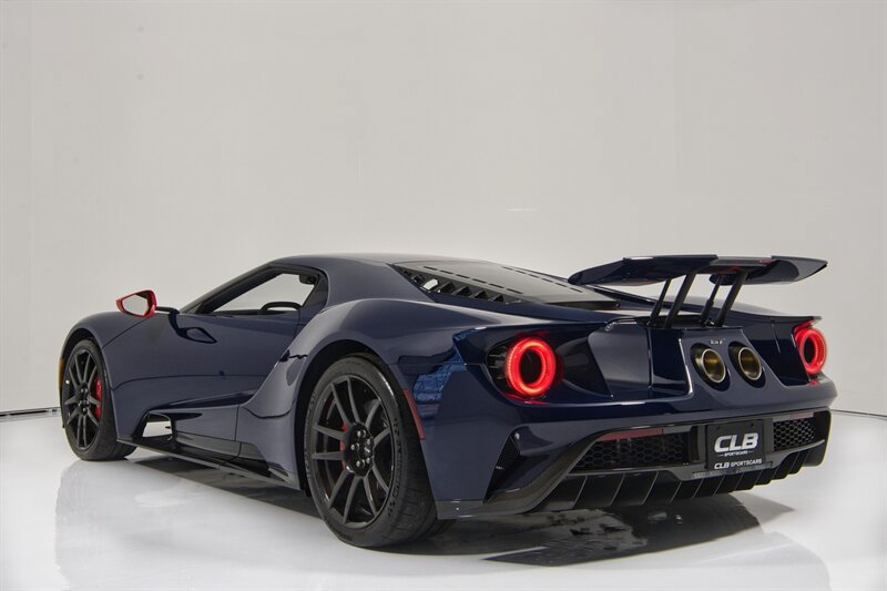 Used 2020 Ford GT Carbon Series RWD image 8
