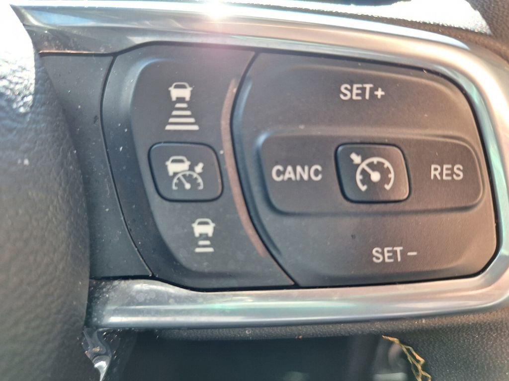 Used 2024 Jeep Wrangler Sahara image 14