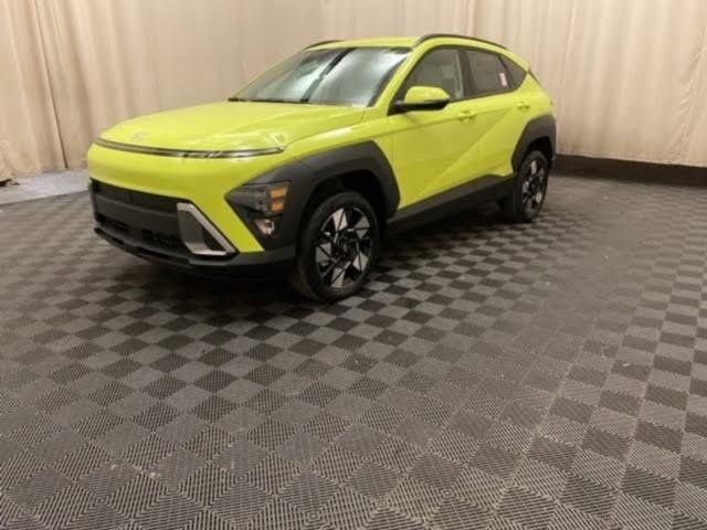 Used 2024 Hyundai Kona SEL w/ Convenience Package image 3