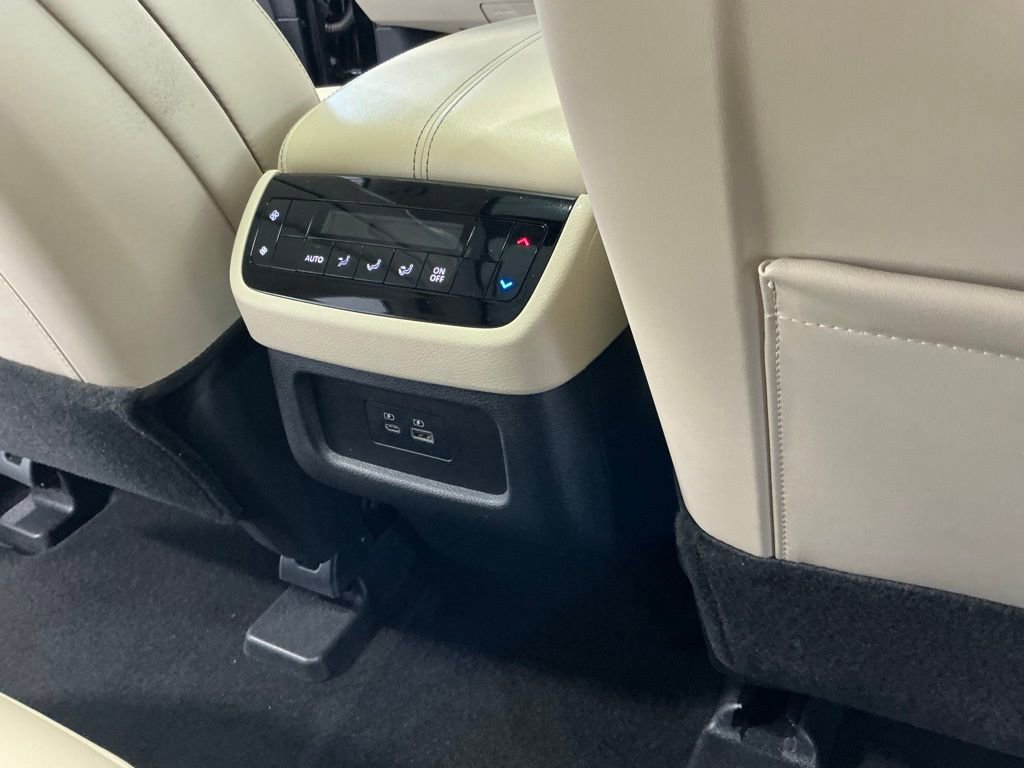 Used 2025 INFINITI QX60 Pure image 13