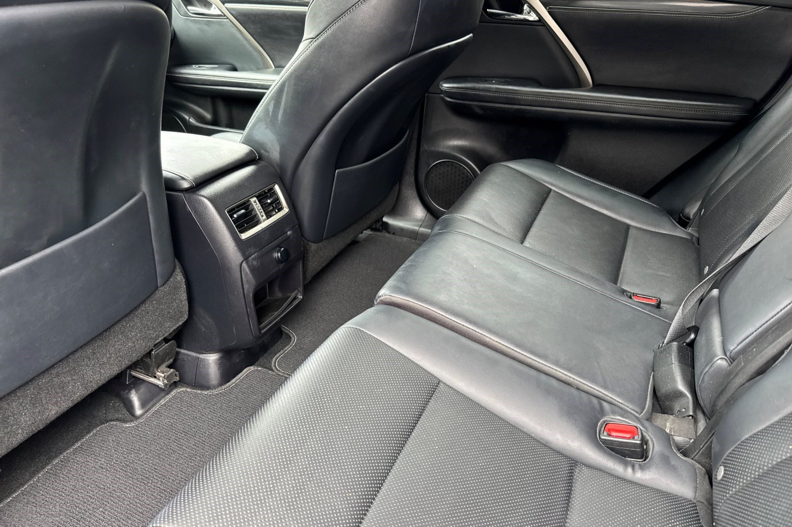 Used 2018 Lexus RX 350 AWD w/ Accessory Package image 15