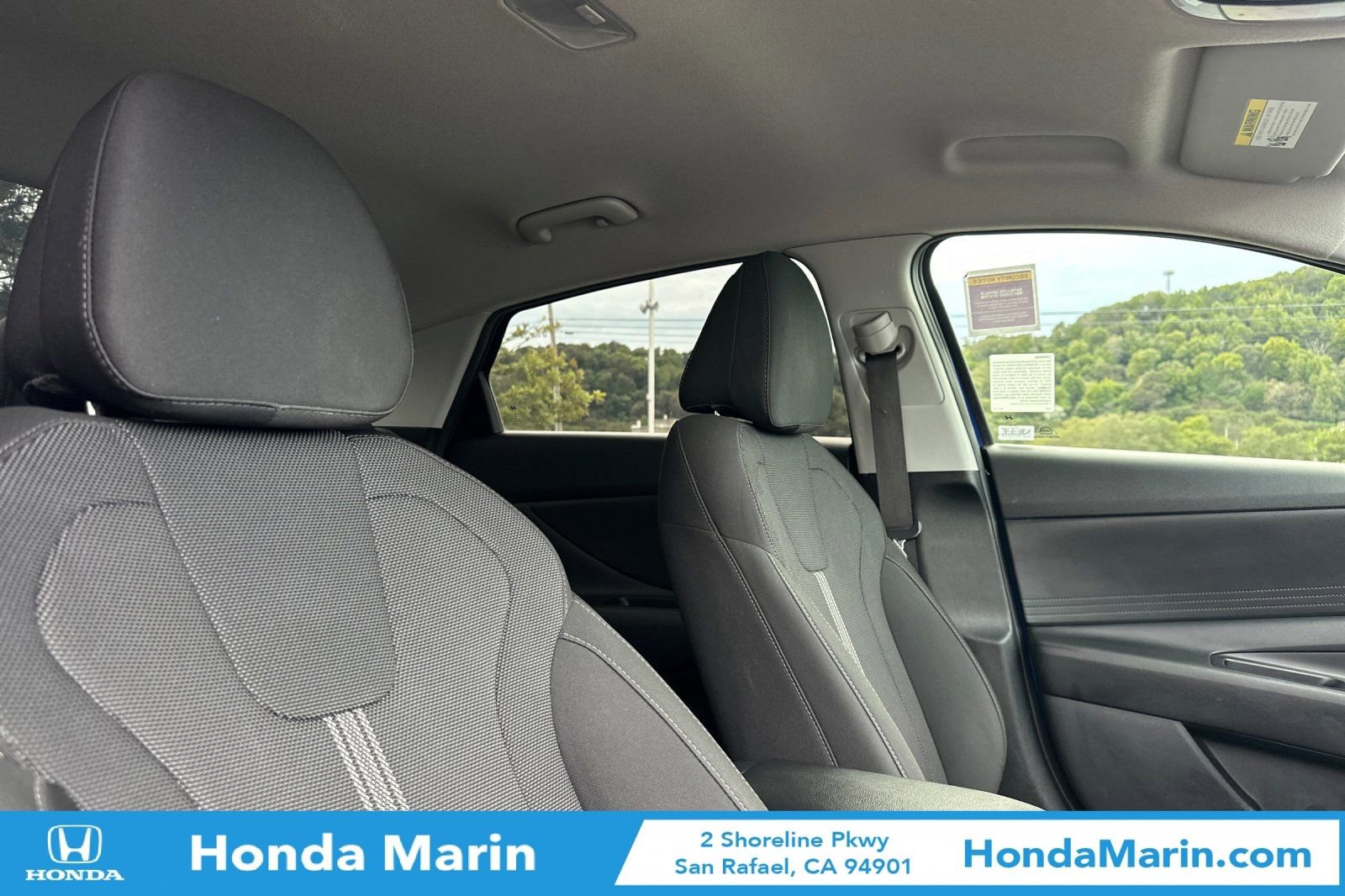 Used 2022 Hyundai Elantra SE image 19