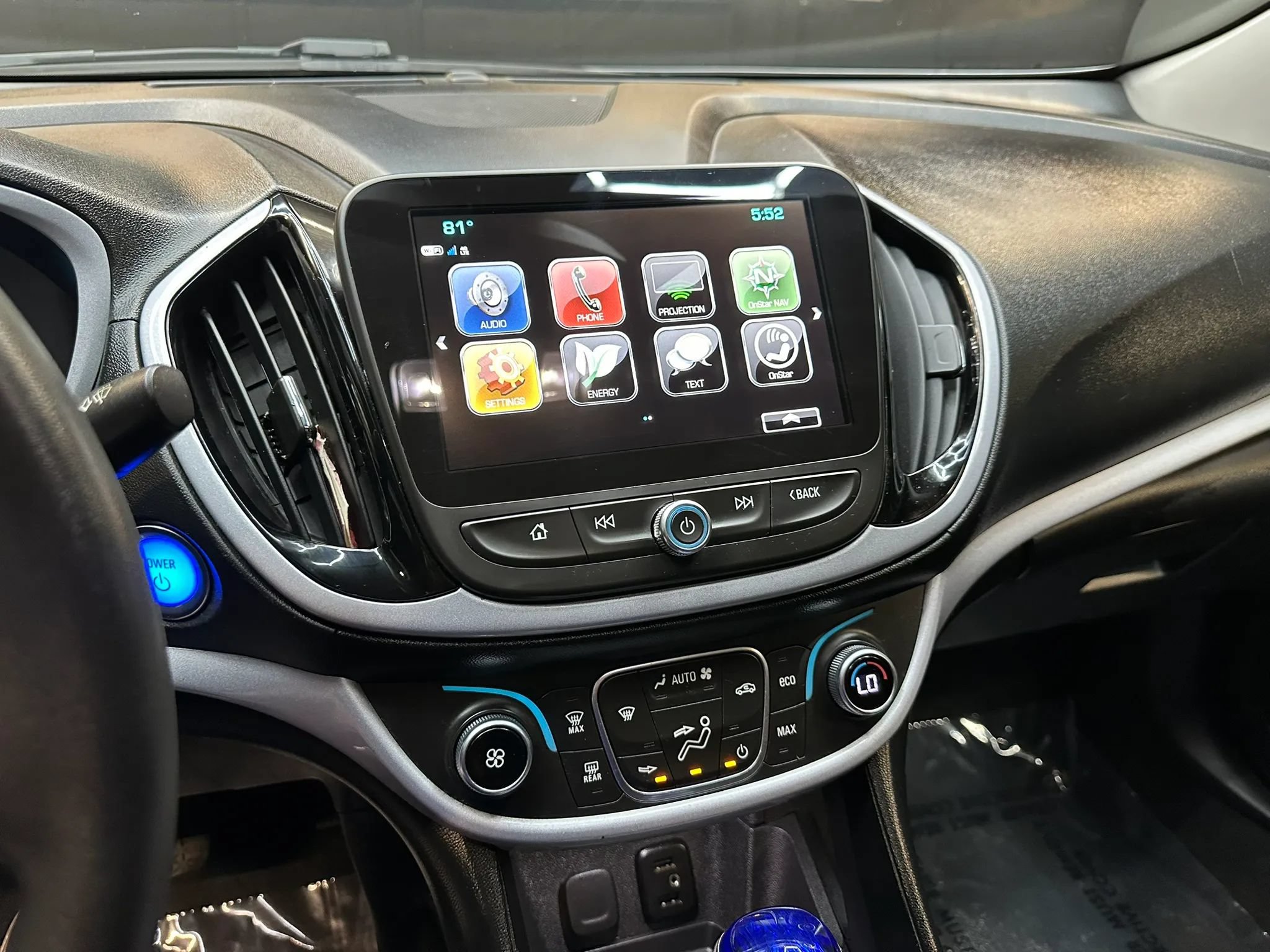 Used 2018 Chevrolet Volt LT FWD image 14