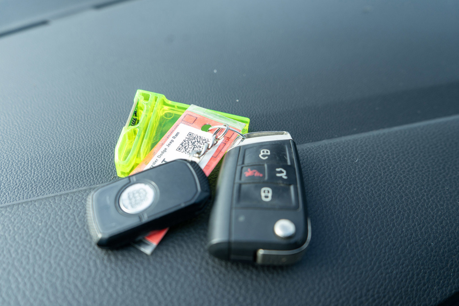 Used 2017 Volkswagen GTI SE image 27