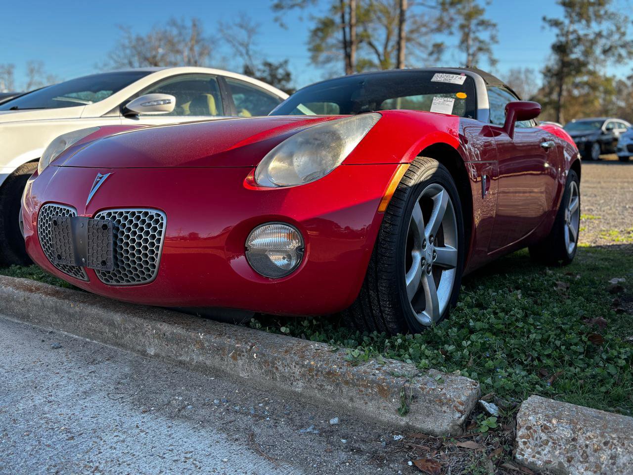 Used 2008 Pontiac Solstice Convertible w/ Preferred Package image 4