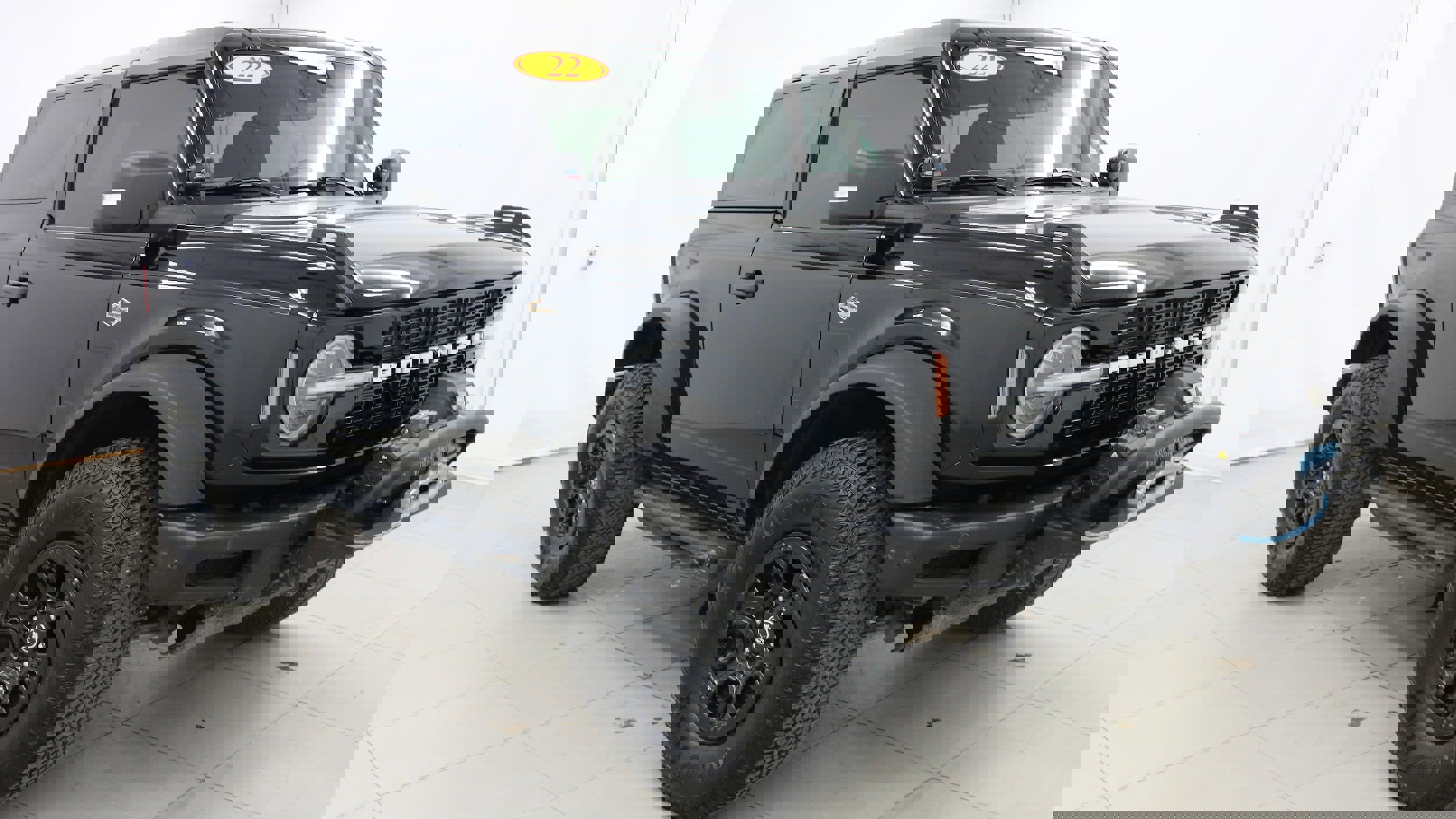 Used 2022 Ford Bronco Wildtrak image 9