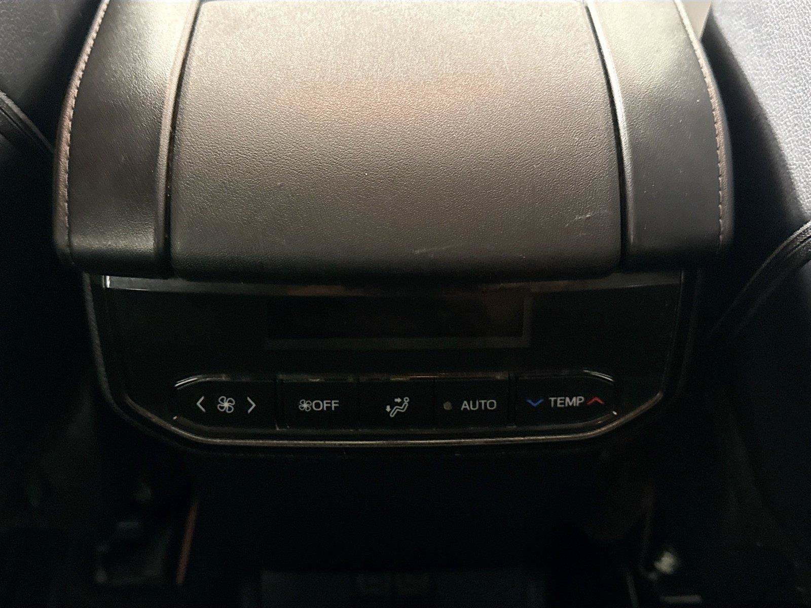Certified 2025 Toyota Highlander XLE AWD/4WD image 36