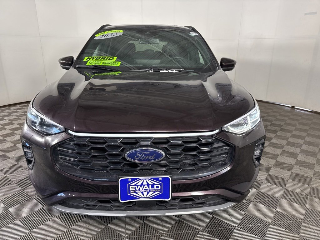 Used 2023 Ford Escape ST-Line Elite image 11
