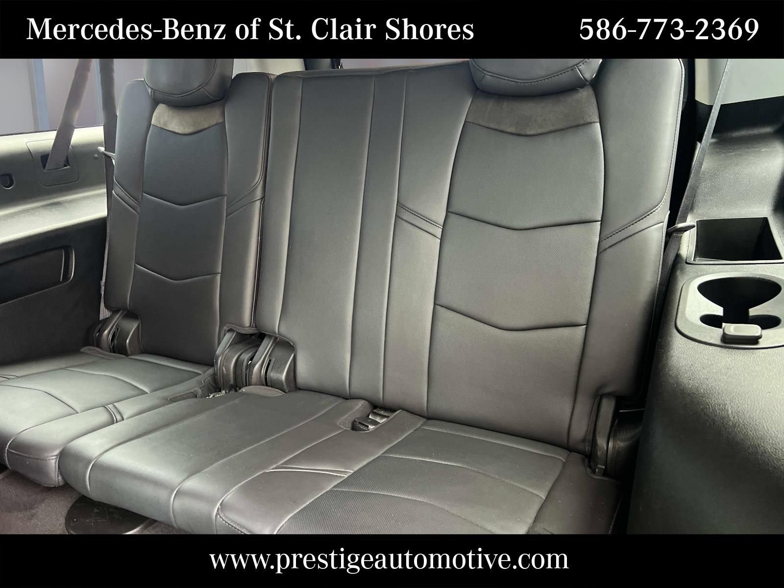 Used 2020 Cadillac Escalade ESV Luxury AWD/4WD image 16