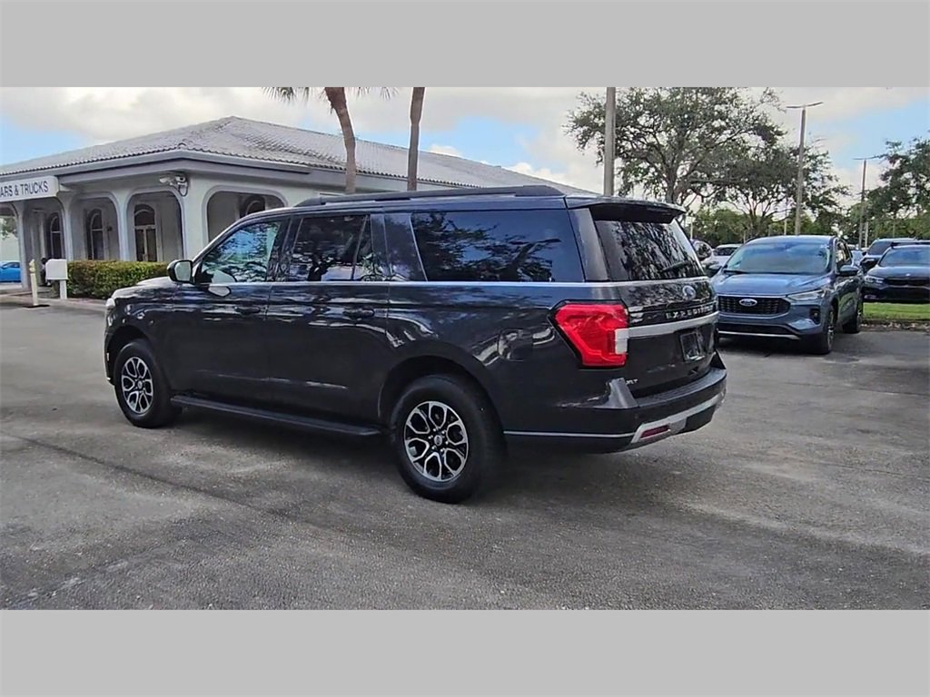 Used 2024 Ford Expedition Max XLT image 30