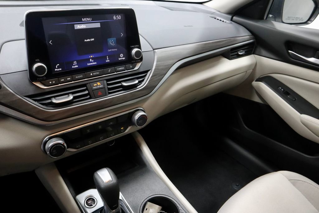 Certified 2025 Nissan Altima 2.5 SV image 29