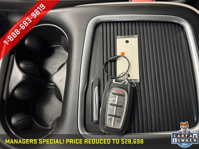 Used 2024 Chrysler Pacifica Limited FWD image 28