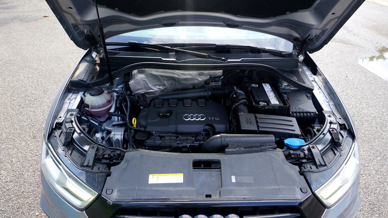 Used 2018 Audi Q3 2.0T Premium image 28