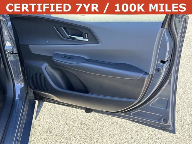 Used 2024 Toyota Prius XLE FWD image 8