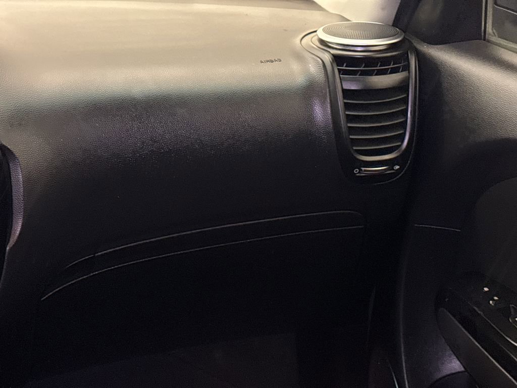Used 2016 Kia Soul + w/ Audio Package FWD image 15