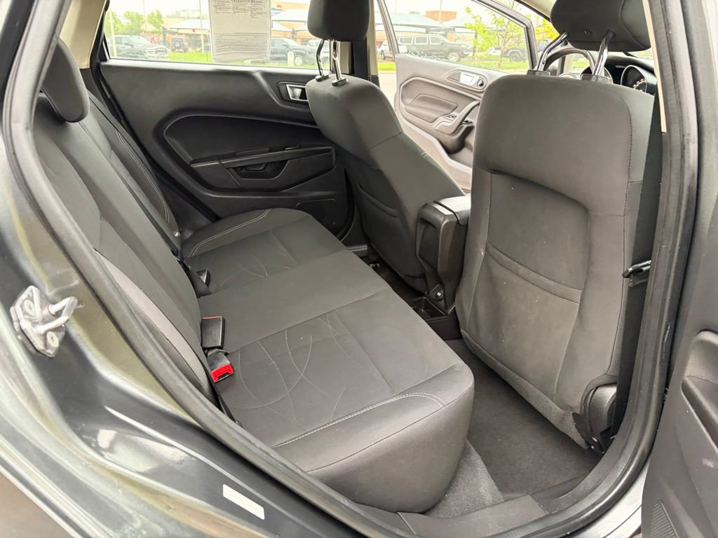 Used 2016 Ford Fiesta SE FWD image 18