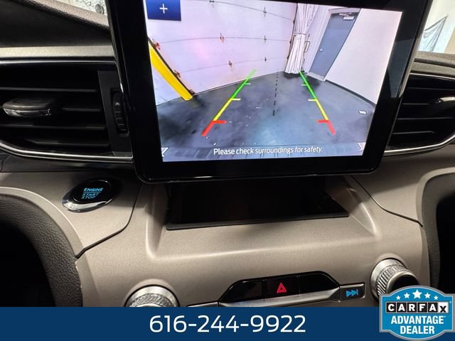 Used 2023 Ford Explorer XLT w/ Equipment Group 202A AWD/4WD image 15