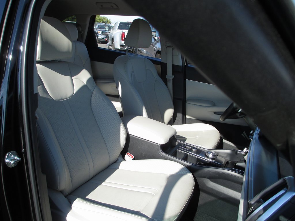 Used 2025 Kia Sorento EX image 20