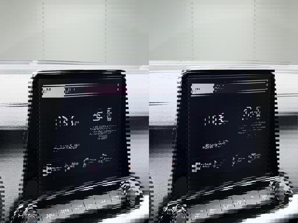 Used 2024 Kia Forte LXS image 3