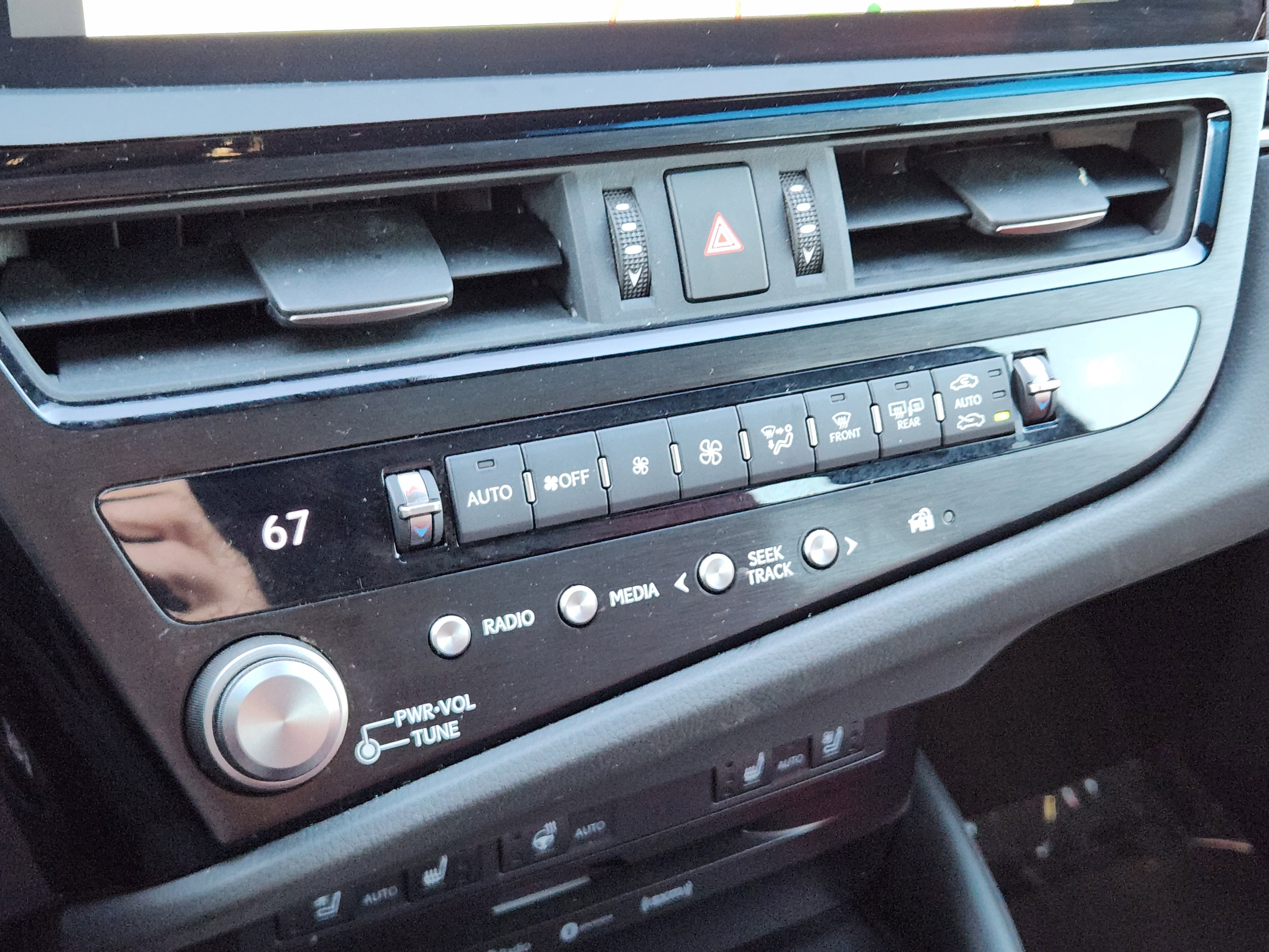 Certified 2022 Lexus ES 350 F Sport image 21