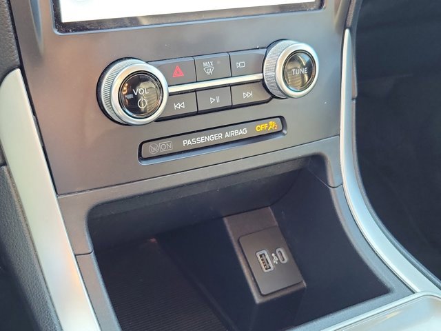 Used 2024 Ford Edge SEL image 30