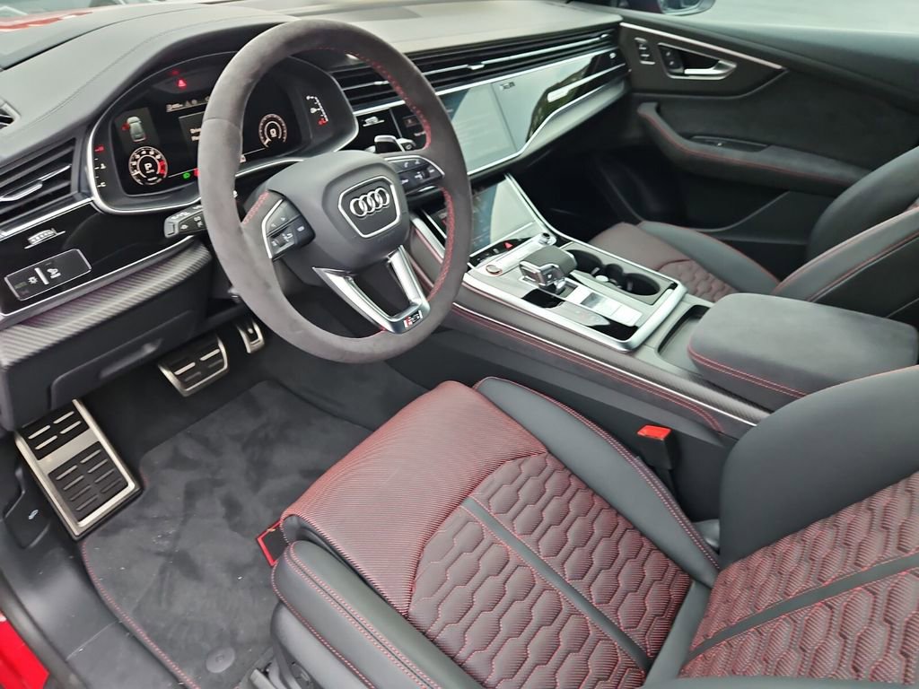 New 2025 Audi RS Q8 performance image 7