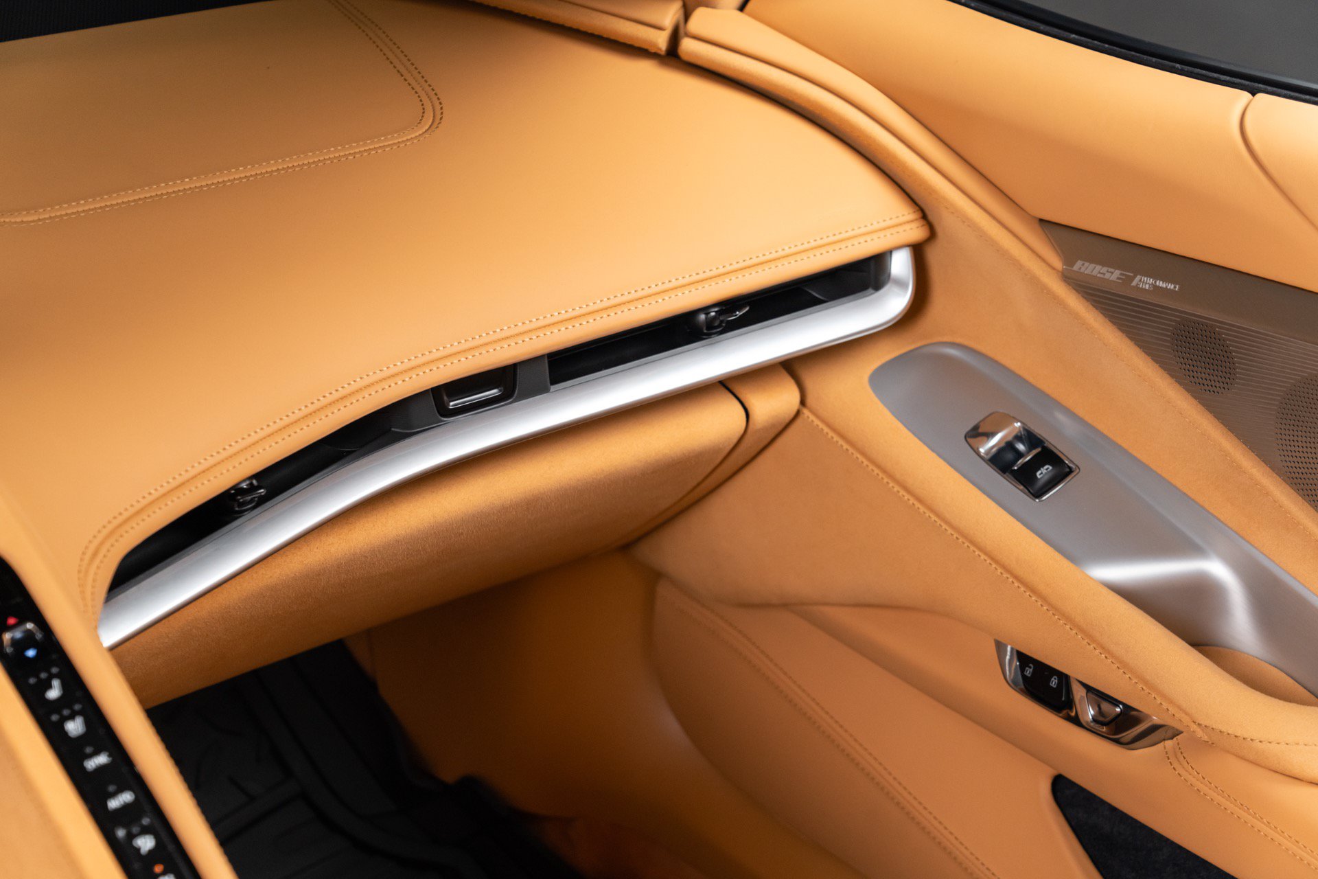 Used 2023 Chevrolet Corvette Stingray Premium Conv w/ Z51 Performance Package RWD image 47