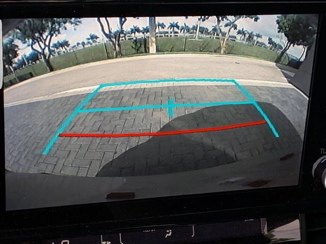 Used 2022 Toyota Sienna XSE w/ XSE Plus Package FWD image 11