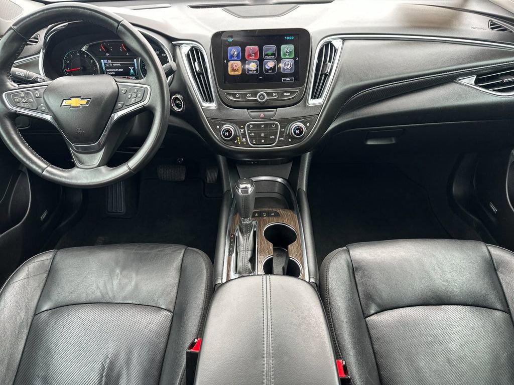 Used 2018 Chevrolet Malibu Premier w/ Premier Sun and Wheel Package image 24