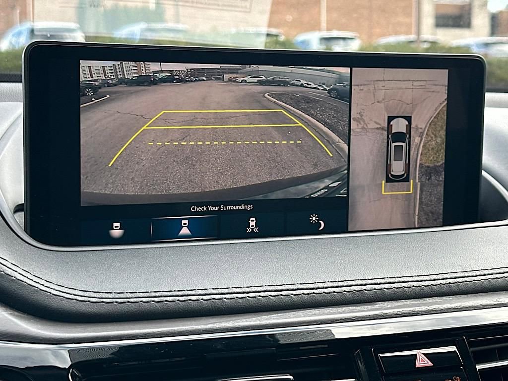 Used 2023 Acura MDX SH-AWD w/ Advance Package image 29