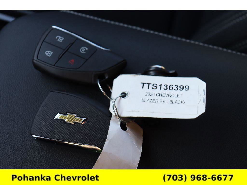 New 2026 Chevrolet Blazer EV LT image 32