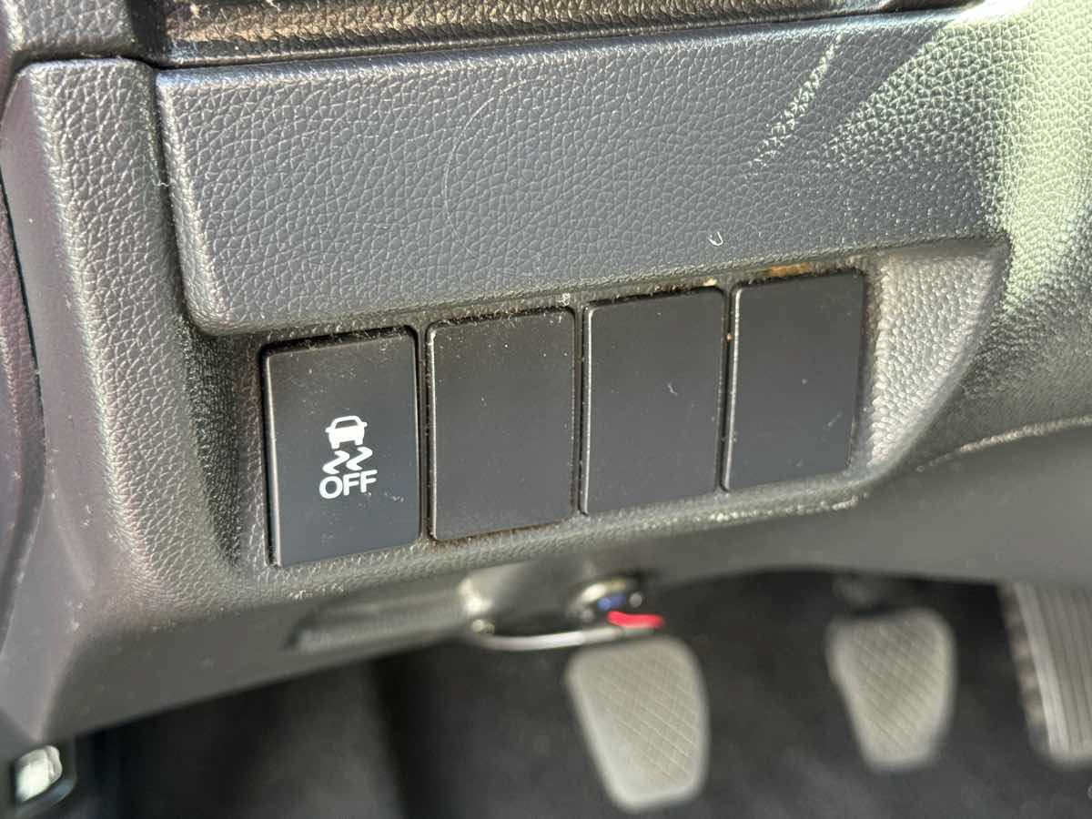 Used 2015 Honda Fit EX image 22