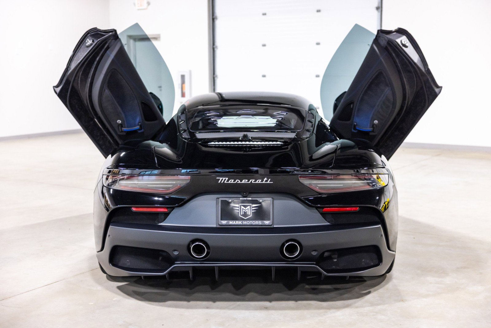 Used 2022 Maserati MC20 Coupe RWD image 8