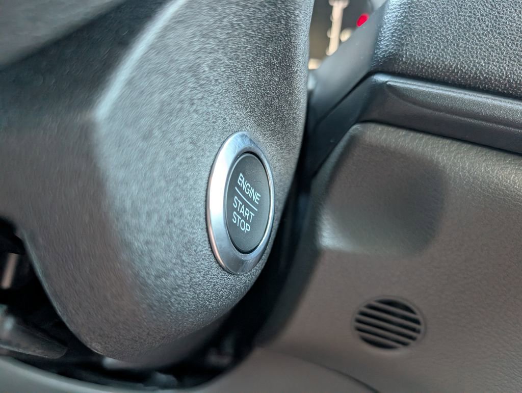 New 2026 Ford Transit 250 148 Medium Roof RWD image 13